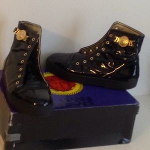 GIANNI VERSACE WOMAN SNEAKERS USED
